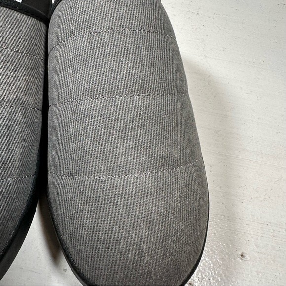 Toms Slippers Mens 7 Harbor Black Distressed Twill Slip On Mules Hard Sole - Picture 9 of 13